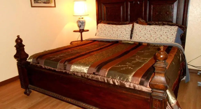 Коттедж Allas Historical Bed and Breakfast, Spa and Cabana