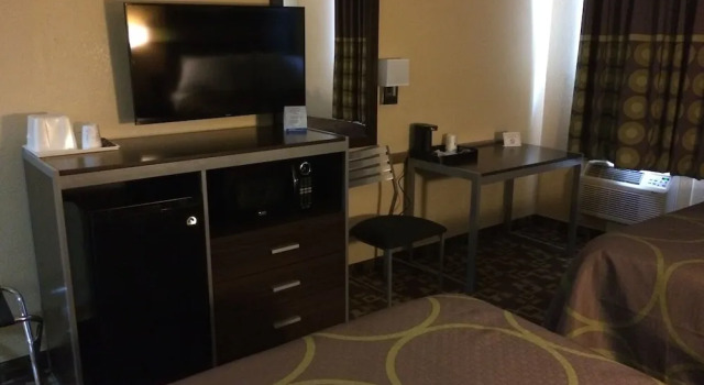 Econo Lodge Downtown Omaha, Забронировать Отель Омаха штат Небраска, рядом с Медицинский центр Университета CHI Health Creighton
