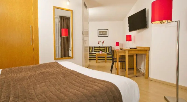 Студия Grand с балконом Residhome Apparthotel Paris Massy