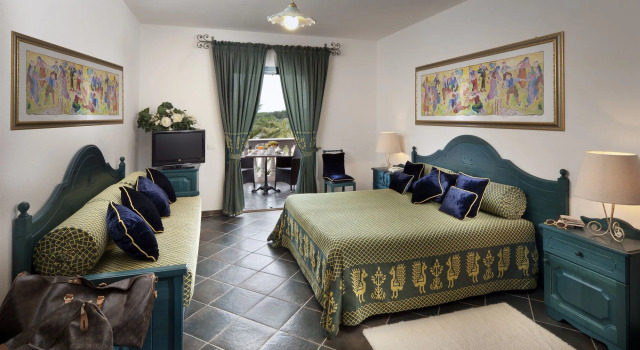 I Giardini di Cala Ginepro Hotel Resort, Забронировать Курортный отель Отели Орозеи с парковкой, рядом с Пляж Кала Джинепро, Парковка