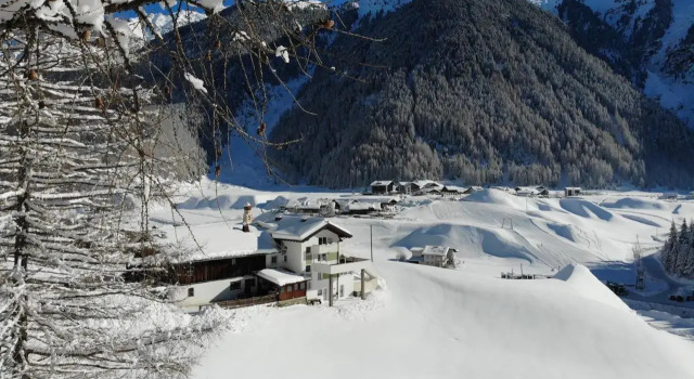 Sonnenhof, Rezervovat Hotel Hotely v Tyrolsko se snídaní, Snídaně