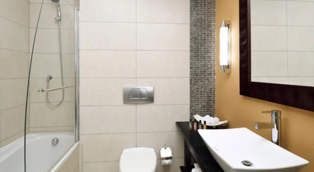 Четырёхместный номер Standard Accra Marriott Hotel