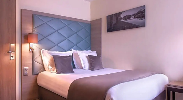 Номер Standard с балконом Hôtel Aston Paris