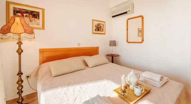 Golden Tiara Apartment