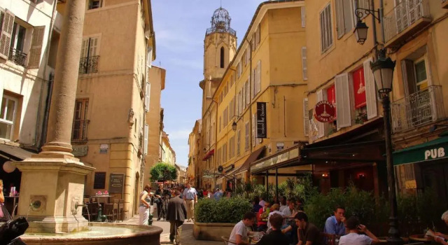 Studio ensoleillé, typique centre historique, wifi, Rezerwuj Apartament Aix-en-Provence Carros