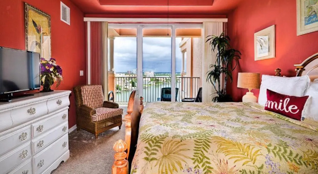 Harborview Grande 701