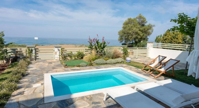 Вилла Sea and Sun Luxury Pools Villas
