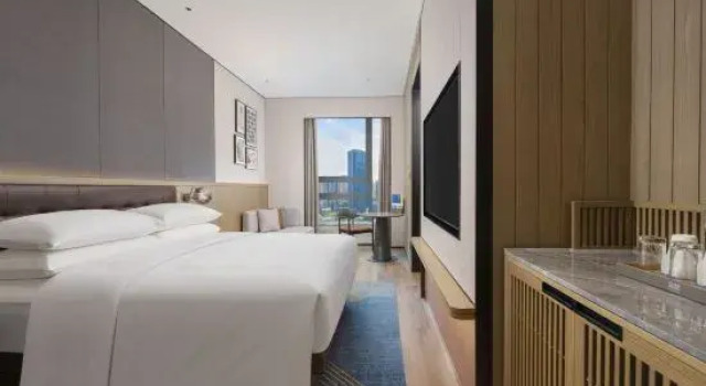 Номер Superior Four Points by Sheraton Dalian Donggang