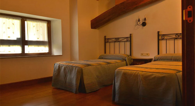 Casa Rural Lenco, Rezervați Hotel Erro Navarre