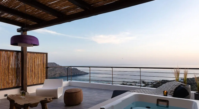 Апартаменты с 2 комнатами с балконом и с видом на море Fedra Suites