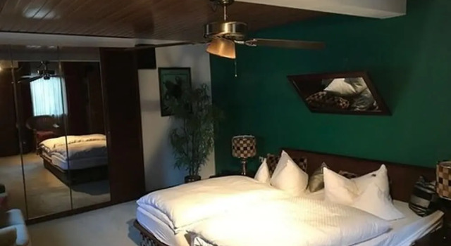 Ferienwohnungen in der Villa Carola, Забронировать Вилла Коттеджи Баден-Бадена, рядом с Русская православная церковь в Баден-Бадене, Коттедж