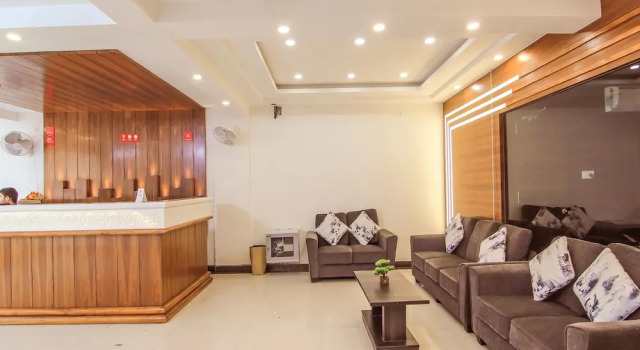 OYO 9941 Hotel P S Grand