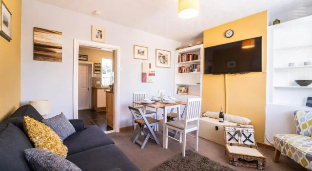 Коттедж с 2 комнатами Seaside Snug – 2 bedroom home
