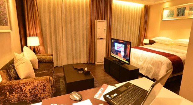 Chengdu Junyue CEO Boutique Apartments, Book Apartment Hotels in Zhengxing with Parking, Parking