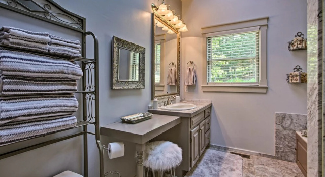 Коттедж с 5 комнатами Spacious Mcgaheysville Family Retreat w/ Game Room