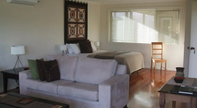 Forrest River Valley B&B, Book Bed and Breakfast  