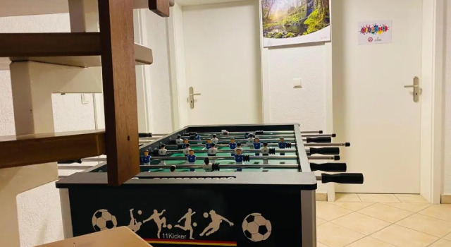 Коттедж Ferienhaus Elbharmonie - Hunde willkommen, Garten vollständig umzäunt, Pool, Kamin und Spielzimmer - super für Familientreffen