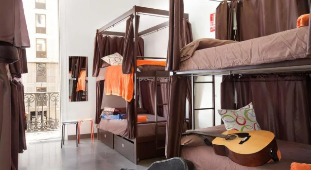 Кровать в общем номере Hip Karma Hostel
