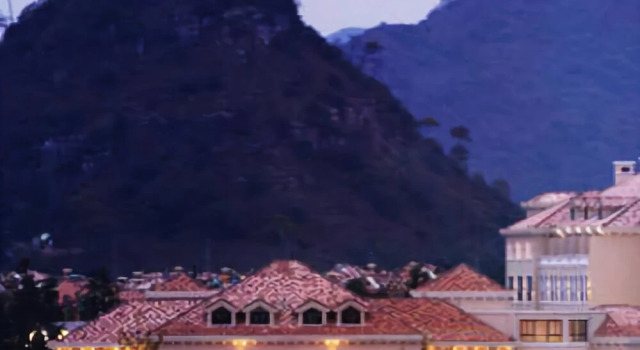 Days Hotel and Suites Zhaozhuang Xingyi Resort, Buchen Sie Resort SPA-Hotels in Qianxinan, SPA