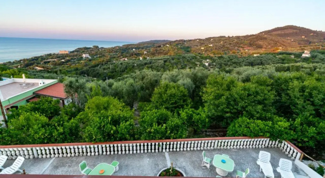 Коттедж с 2 комнатами Borgo Canneto