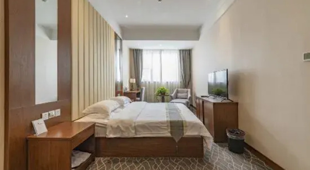 Люкс Deluxe Jinan Daming Restaurant Courtyard Hotel