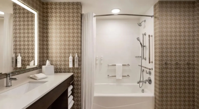 Четырёхместная студия Home2 Suites By Hilton Cheyenne