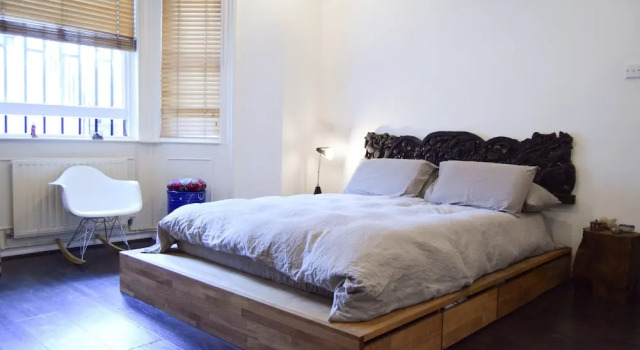 Spacious 2 Bedroom Apartment in Notting Hill, Забронировать Апартаменты/квартира Лондон Большой Лондон, рядом с The Reel Poster Gallery