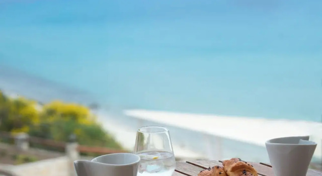 Полулюкс с балконом и с частичным видом на море Blue Bay Halkidiki