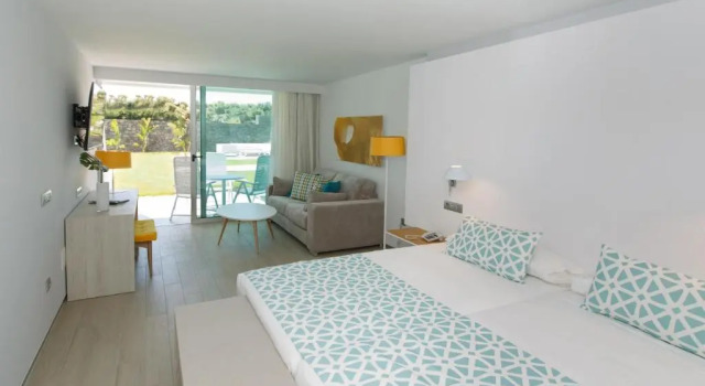 Полулюкс Santa Monica Suites Hotel