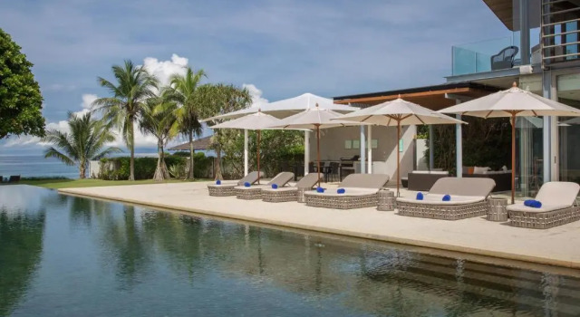 Вилла с 6 комнатами Sava Beach Villas