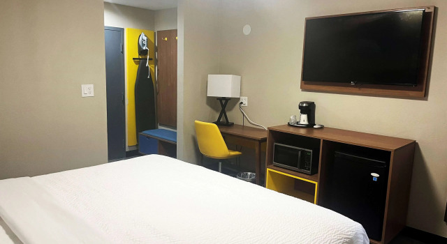 Days Inn by Wyndham Albuquerque I-25