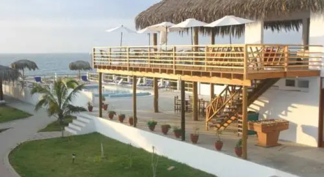 The Point Mancora Beach - Hostel Juvenil de Fiesta, Book Hotel Mancora Piura
