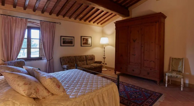 La Magnifica B&B, Prenota Bed & breakfast Fauglia Toscana