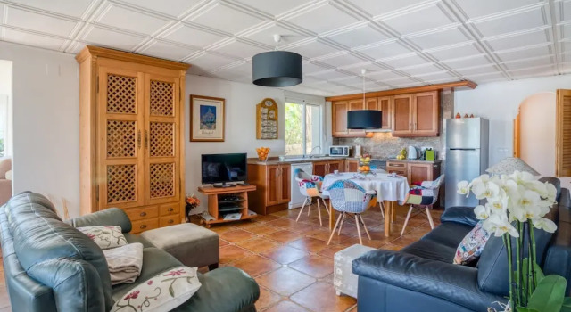 Deluxe Apartment in Albir With Pool & Garden