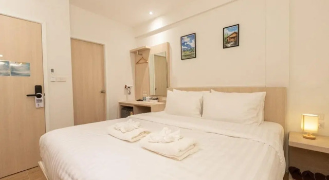 Zhennan Teabar Hotel, Забронировать Отель Отели Чиангмай с парковкой, рядом с Sompet Market, Парковка
