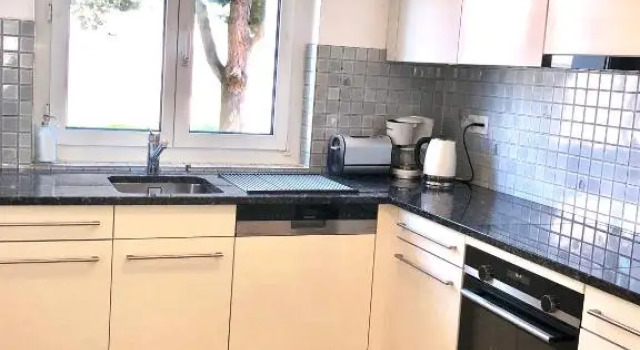 Konstanz nähe, ruhiges 4-Zim-Wohnung bis 8 Personen, Забронировать Отель Боттигхофен Кройцлинген