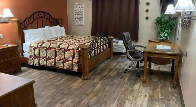 Номер Standard Southfork Motel and Grill