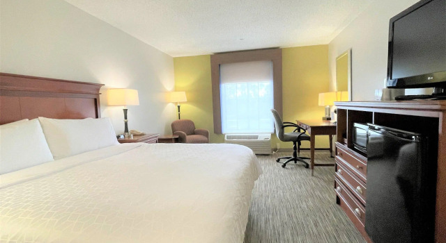 Двухместный номер Standard Holiday Inn Express & Suites Sulphur - Lake Charles by IHG