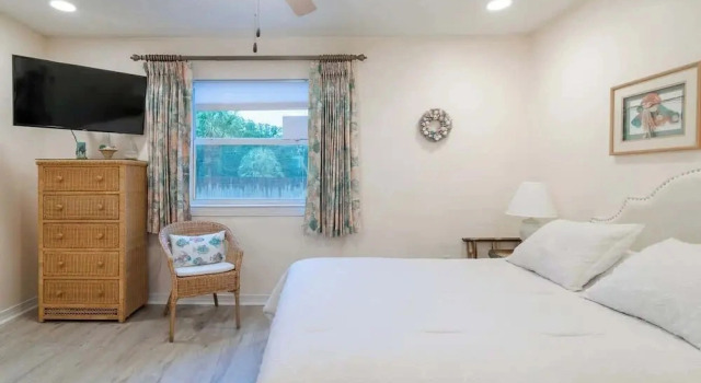 Cypress Cove 103 - Beautiful 1 Bedroom 1 Bath Beachfront Condo in Biloxi, Забронировать Апартаменты/квартира Апартаменты Билокси, рядом с Городское кладбище Билокси, Апартаменты/квартира