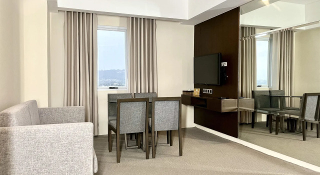 Люкс c 1 комнатой Sotogrande Davao Hotel