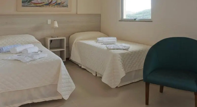 Трёхместный номер Deluxe с балконом и с видом на горы PORTO MARINA MONT BLANC RESORT
