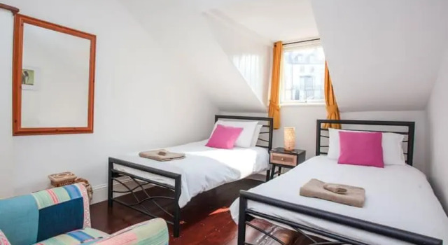 Large House, sleeps 10 with incredible sea views, Book Hotel Hoteller i centrum af Ilfracombe, hoteller i centrum af Ilfracombe