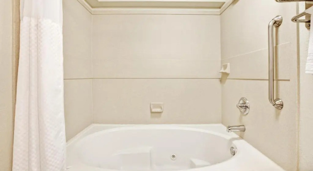 Двухместный номер Deluxe Days Inn by Wyndham Oklahoma City/Moore