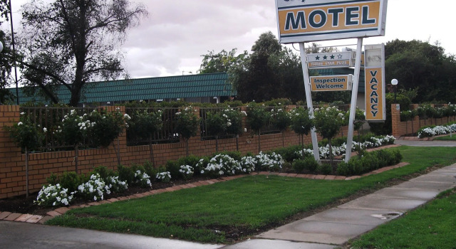 City Park Motel & Apartments