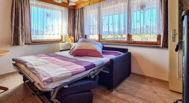 Amazing Home in Adorf/ot Leubetha With 1 Bedrooms, Rezervasyon Otel Adorf Vogtland
