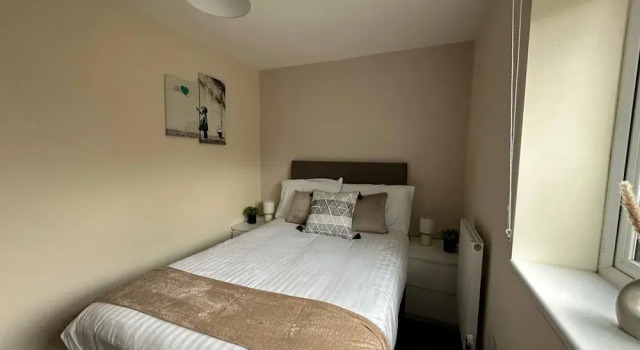 Flat With the View in Stroud