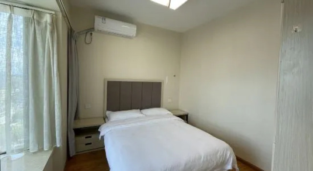 Люкс Ruili Holiday Inn Apartment (Fortune Plaza)