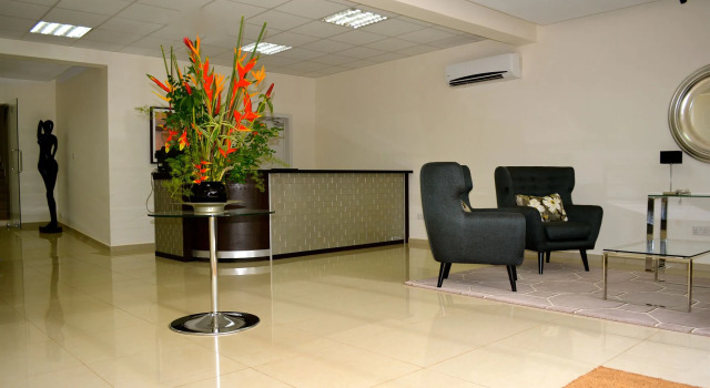 New Brookfields Hotel, Rezervovat Hotel Freetown Western Urban
