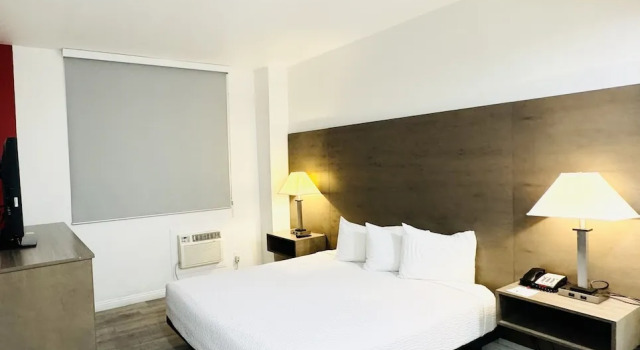 Люкс c 1 комнатой Ramada by Wyndham San Diego Airport