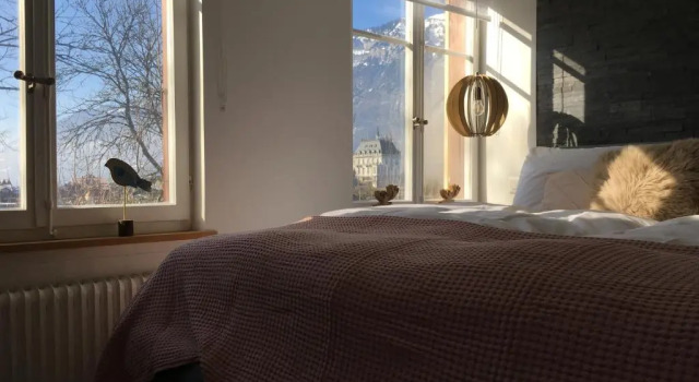 Семейный номер Deluxe с видом на горы Boutique Hotel Bellevue B&B am Brienzersee Iseltwald Interlaken